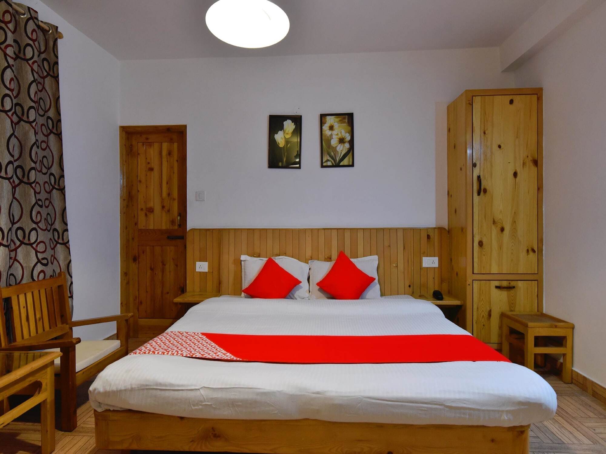 Oyo 13464 Kanchanikoot - Manali (Himachal Pradesh) — Photos 3