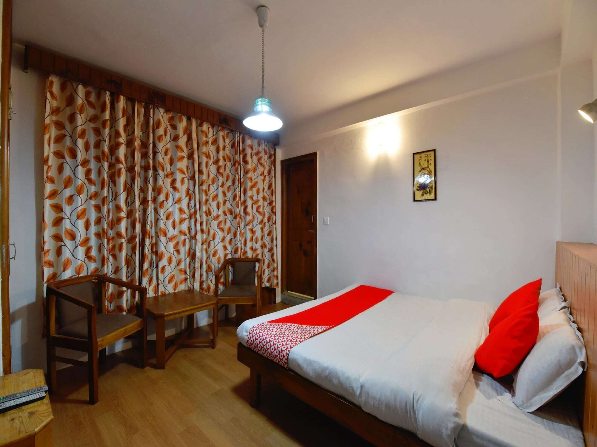 Oyo 13464 Kanchanikoot - Manali (Himachal Pradesh) — Photos 1
